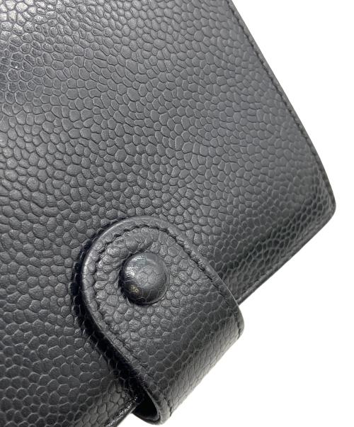 CHANEL（シャネル）CHANEL (シャネル) マトラッセ　2つ折り財布 ブラックの古着・服飾アイテム