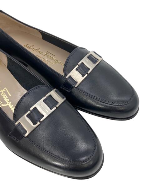 Salvatore Ferragamo（サルヴァトーレ フェラガモ）Salvatore Ferragamo (サルヴァトーレ フェラガモ) パンプス ブラック サイズ:5の古着・服飾アイテム