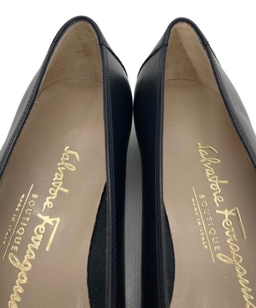 Salvatore Ferragamo（サルヴァトーレ フェラガモ）Salvatore Ferragamo (サルヴァトーレ フェラガモ) パンプス ブラック サイズ:5の古着・服飾アイテム