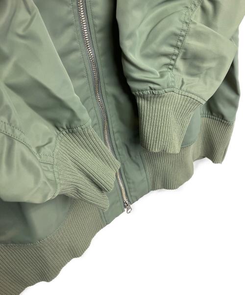 LACOSTE（ラコステ）LACOSTE (ラコステ) デタッチャブルスリーブボンバージャケット オリーブ サイズ:36の古着・服飾アイテム