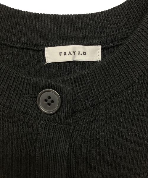 FRAY ID（フレイ アイディー）FRAY ID (フレイ アイディー) ノースリーブニットワンピース ※スカーフ無し ブラック サイズ:FREE 未使用品の古着・服飾アイテム
