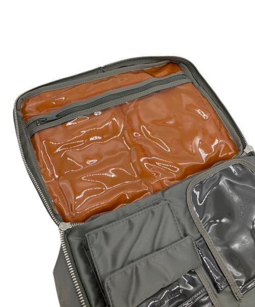 PORTER（ポーター）PORTER (ポーター) タンカー ショルダーバッグ グレーの古着・服飾アイテム