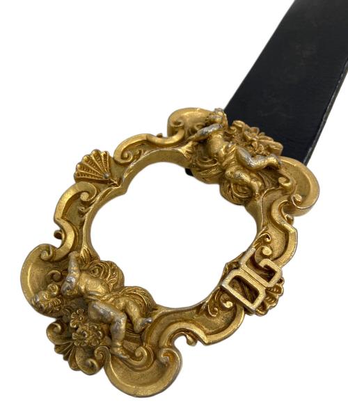 DOLCE & GABBANA（ドルチェ＆ガッバーナ）DOLCE & GABBANA (ドルチェ＆ガッバーナ) レザーベルト バロックエンジェルロゴバックル ブラック サイズ:95cmの古着・服飾アイテム