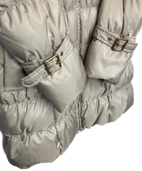 BURBERRY BLUE LABEL（バーバリーロンドンブルーレーベル）BURBERRY BLUE LABEL (バーバリーロンドンブルーレーベル) ダウンコート ベージュ サイズ:40の古着・服飾アイテム