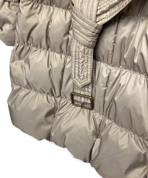 BURBERRY BLUE LABEL（バーバリーロンドンブルーレーベル）BURBERRY BLUE LABEL (バーバリーロンドンブルーレーベル) ダウンコート ベージュ サイズ:40の古着・服飾アイテム
