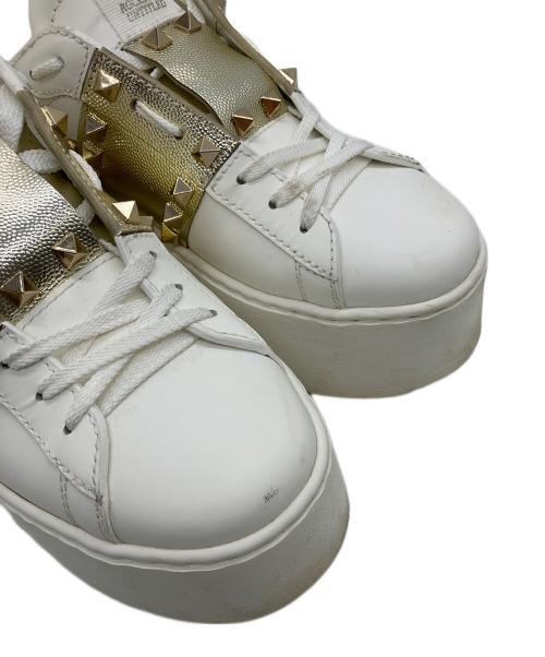VALENTINO（ヴァレンティノ）VALENTINO (ヴァレンティノ) フラットフォームスニーカー ホワイト サイズ: 37 1/2の古着・服飾アイテム
