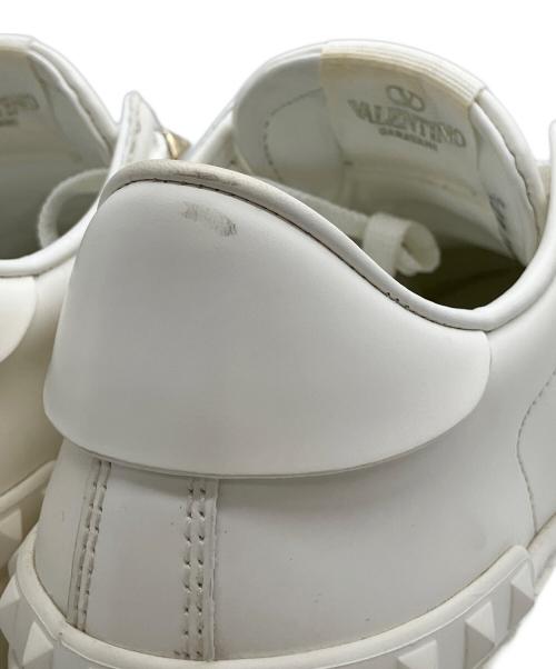 VALENTINO（ヴァレンティノ）VALENTINO (ヴァレンティノ) フラットフォームスニーカー ホワイト サイズ: 37 1/2の古着・服飾アイテム