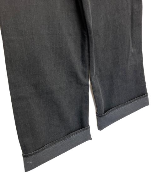 YANUK（ヤヌーク）YANUK (ヤヌーク) カーブテーパード LAURA　デニムパンツ ブラック サイズ:W23の古着・服飾アイテム