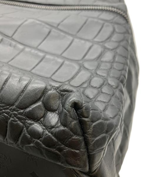 MCM（エムシーエム）MCM (エムシーエム) リュック　クロコ型 ブラックの古着・服飾アイテム