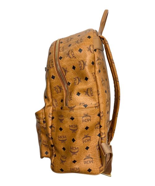 MCM（エムシーエム）MCM (エムシーエム) リュック ベージュの古着・服飾アイテム