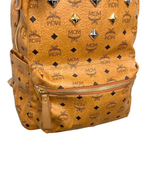 MCM（エムシーエム）MCM (エムシーエム) リュック ベージュの古着・服飾アイテム
