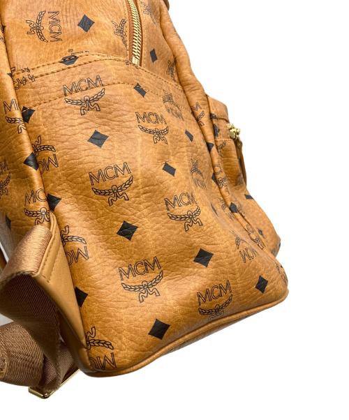 MCM（エムシーエム）MCM (エムシーエム) リュック ベージュの古着・服飾アイテム