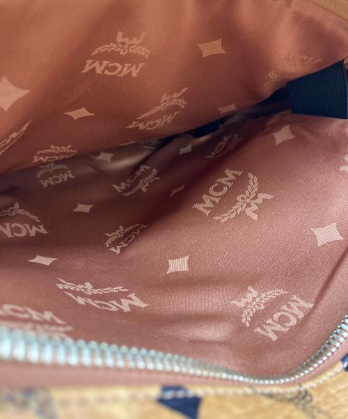 MCM（エムシーエム）MCM (エムシーエム) リュック ベージュの古着・服飾アイテム