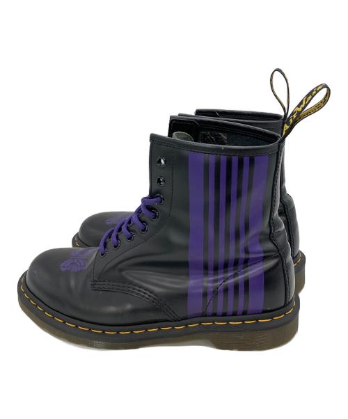 Dr.Martens（ドクターマーチン）Dr.Martens (ドクターマーチン) Needles (ニードルズ) 8ホールブーツ ブラック×パープル サイズ:UK8の古着・服飾アイテム