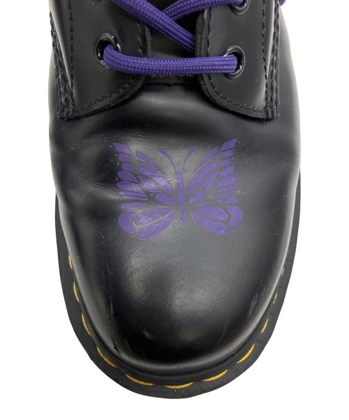 Dr.Martens（ドクターマーチン）Dr.Martens (ドクターマーチン) Needles (ニードルズ) 8ホールブーツ ブラック×パープル サイズ:UK8の古着・服飾アイテム