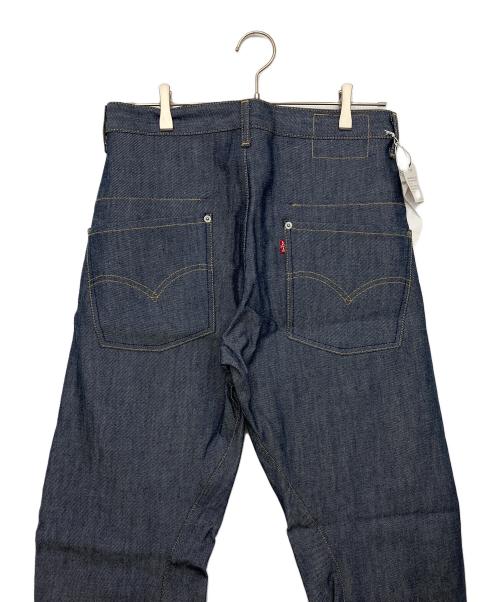LEVI'S（リーバイス）LEVI'S (リーバイス) デニムパンツ ネイビー サイズ:81cm (W32) 未使用品の古着・服飾アイテム