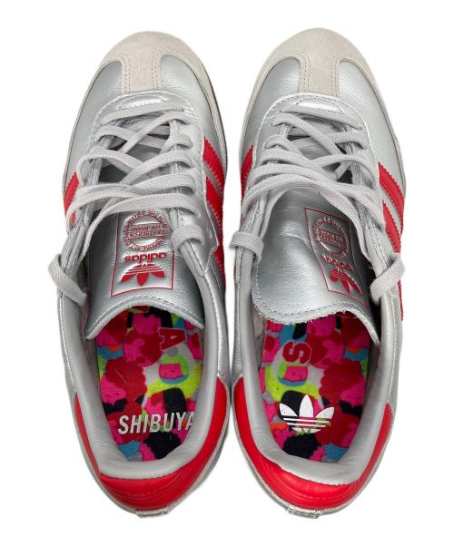 adidas（アディダス）adidas (アディダス) Samba Shibuya スニーカー シルバー×レッド サイズ:25cmの古着・服飾アイテム