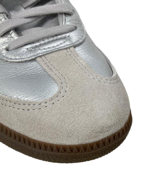 adidas（アディダス）adidas (アディダス) Samba Shibuya スニーカー シルバー×レッド サイズ:25cmの古着・服飾アイテム