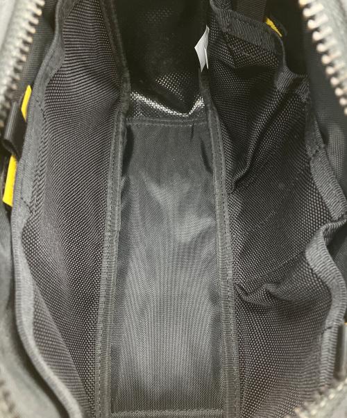 PORTER（ポーター）PORTER (ポーター) HEAT ショルダーバッグ ブラックの古着・服飾アイテム