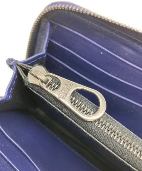 BOTTEGA VENETA（ボッテガベネタ）BOTTEGA VENETA (ボッテガベネタ) イントレチャート　長財布 ネイビーの古着・服飾アイテム