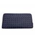 BOTTEGA VENETA（ボッテガベネタ）の古着「イントレチャート　長財布」｜ネイビー