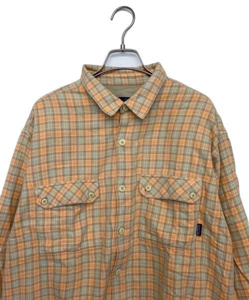 Patagonia（パタゴニア）Patagonia (パタゴニア) ヘビーフランネルシャツ オレンジ サイズ:Mの古着・服飾アイテム