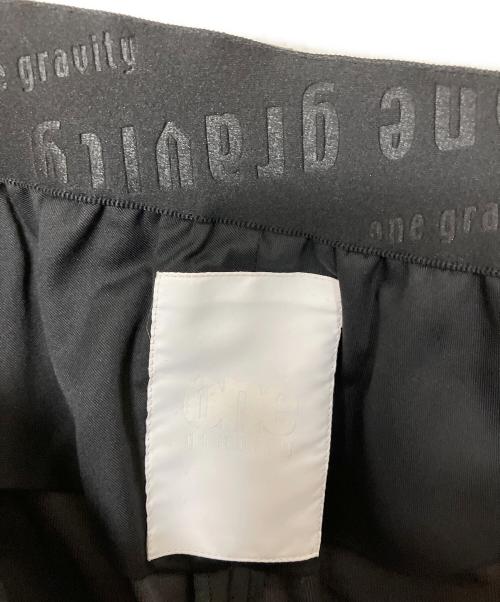 ONE GRAVITY（ワングラヴィティ）ONE GRAVITY (ワングラヴィティ) 2タックワイドイージーパンツ グレー サイズ:S 未使用品の古着・服飾アイテム