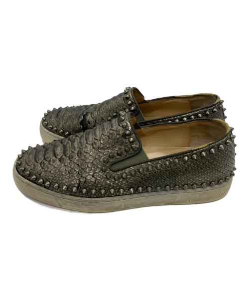 Christian Louboutin（クリスチャン・ルブタン）Christian Louboutin (クリスチャン・ルブタン) スリッポン グレー サイズ:不明の古着・服飾アイテム