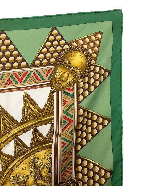 HERMES（エルメス）HERMES (エルメス) カレ90　シルクスカーフ 黄緑の古着・服飾アイテム