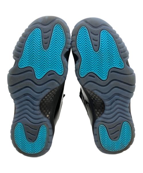 NIKE（ナイキ）NIKE (ナイキ) エアジョーダン11 レトロ　スニーカー ブラック×ブルー サイズ: 27cmの古着・服飾アイテム