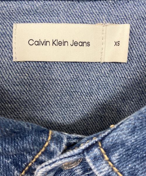 Calvin Klein Jeans（カルバンクラインジーンズ）Calvin Klein Jeans (カルバンクラインジーンズ) デニムジャケット インディゴ サイズ:XSの古着・服飾アイテム