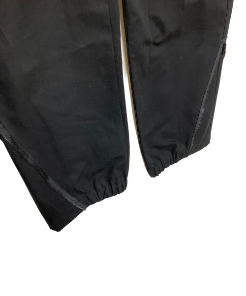 C.P COMPANY（シーピーカンパニー）C.P COMPANY (シーピーカンパニー) カーゴパンツ ブラック サイズ:48の古着・服飾アイテム