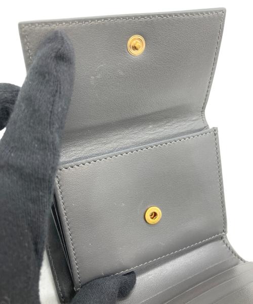 CELINE（セリーヌ）CELINE (セリーヌ) スモールトリフォード　3つ折り財布 グレーの古着・服飾アイテム
