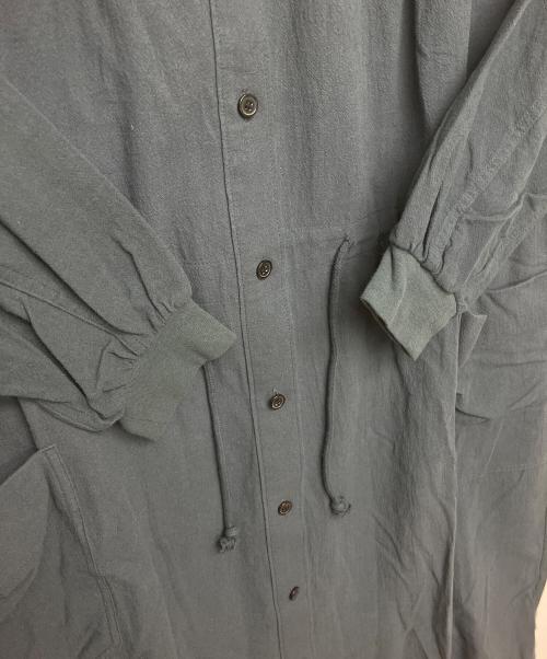 kurashi&trips publishing（クラシアンドトリップス パブリッシング）kurashi&trips publishing (クラシアンドトリップス パブリッシング) 長袖シャツワンピース ブラック サイズ:Sの古着・服飾アイテム