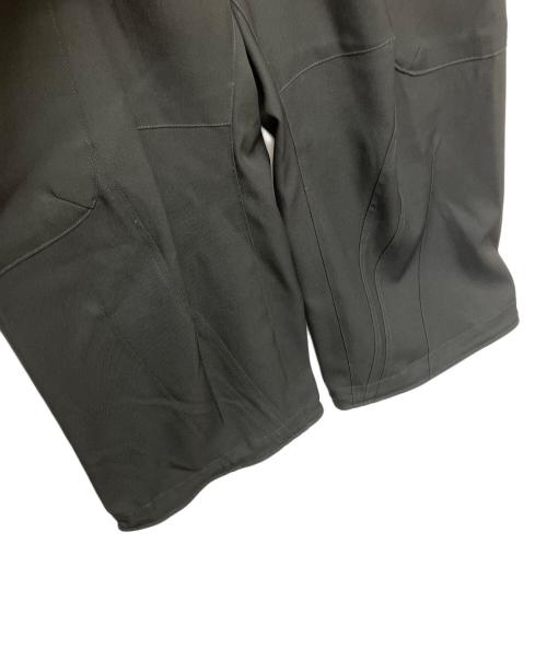 MAISON SPECIAL（メゾンスペシャル）MAISON SPECIAL (メゾンスペシャル) Chambray Wool Prime-Wide Three-Dimensional Cutting Cargo Pants ブラック サイズ:０の古着・服飾アイテム