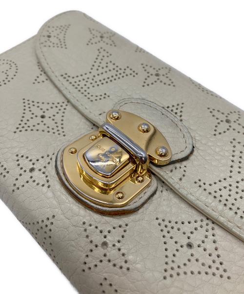 LOUIS VUITTON（ルイ ヴィトン）LOUIS VUITTON (ルイ ヴィトン) モノグラムマヒナ　ポルトフォイユ アメリア　長財布 アイボリーの古着・服飾アイテム