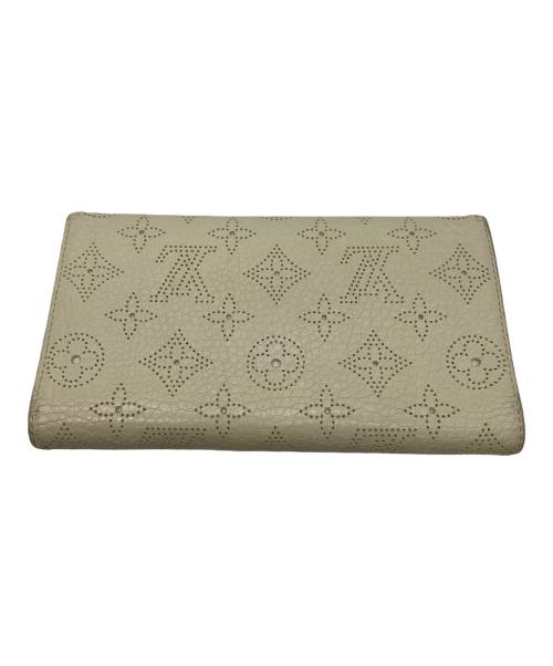 LOUIS VUITTON（ルイ ヴィトン）LOUIS VUITTON (ルイ ヴィトン) モノグラムマヒナ　ポルトフォイユ アメリア　長財布 アイボリーの古着・服飾アイテム