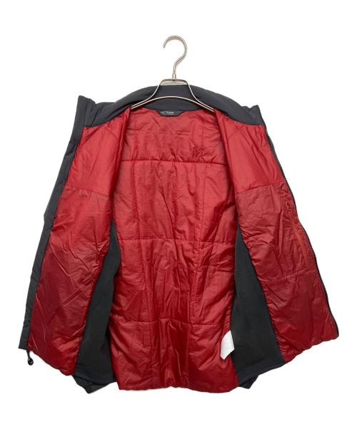 ARC'TERYX（アークテリクス）ARC'TERYX (アークテリクス) Atom LT Jacket　中綿ジャケット グレー サイズ: Sの古着・服飾アイテム