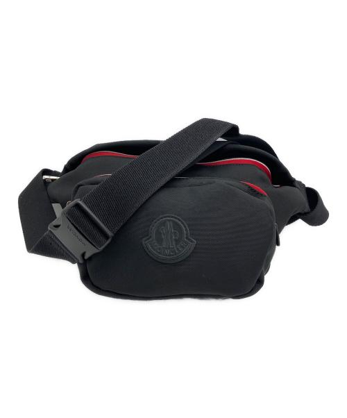 MONCLER（モンクレール）MONCLER (モンクレール) MONCLER Durance ベルトバッグ ブラック×レッドの古着・服飾アイテム