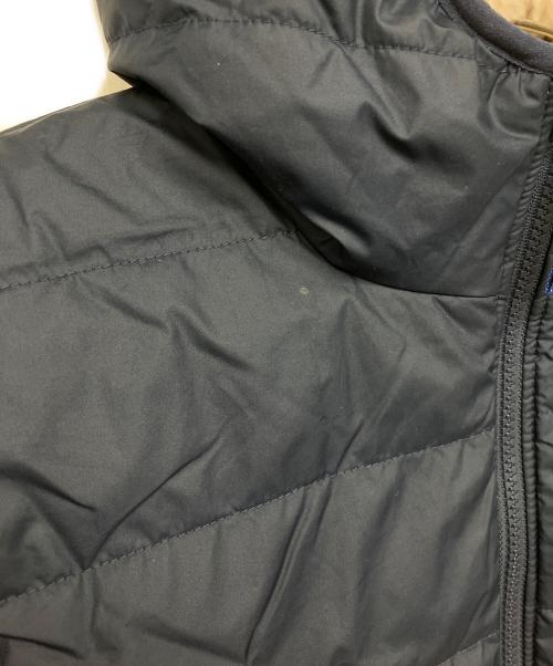 Patagonia（パタゴニア）Patagonia (パタゴニア) キッズ・リバーシブル・レディ・フレディ・フーディ ホワイト×ネイビー サイズ:XXLの古着・服飾アイテム