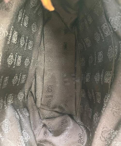 LOEWE（ロエベ）LOEWE (ロエベ) ショルダーバッグ キャメルの古着・服飾アイテム