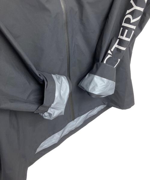 ARC'TERYX（アークテリクス）ARC'TERYX (アークテリクス) Norvan Jacket 25年モデル ブラック サイズ:L　の古着・服飾アイテム