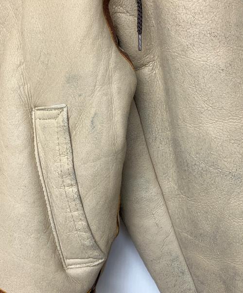 AVIREX（アヴィレックス）AVIREX (アヴィレックス) ムートンジャケット ベージュ サイズ:36の古着・服飾アイテム