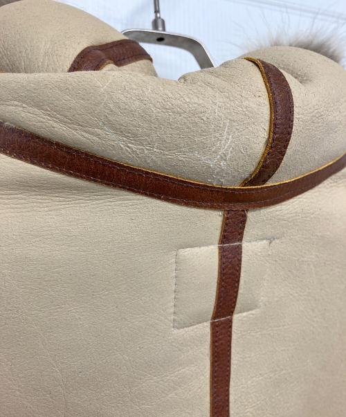 AVIREX（アヴィレックス）AVIREX (アヴィレックス) ムートンジャケット ベージュ サイズ:36の古着・服飾アイテム