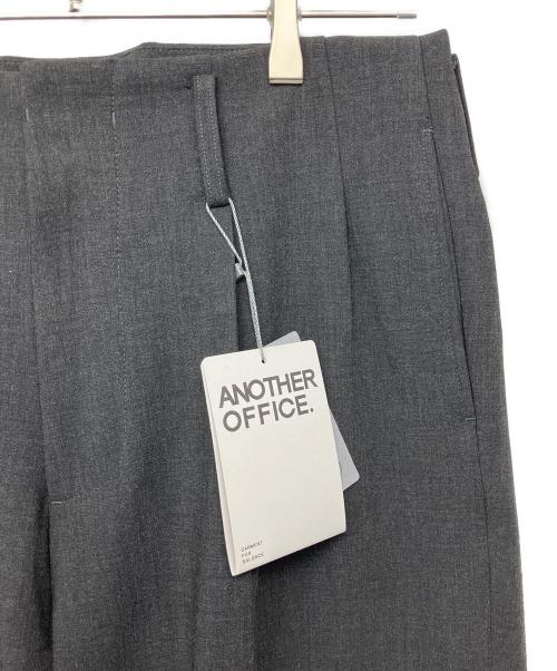 ANOTHER OFFICE（アナザーオフィス）ANOTHER OFFICE (アナザーオフィス) Flow wide Turn-up Pants グレー サイズ:３ 未使用品の古着・服飾アイテム