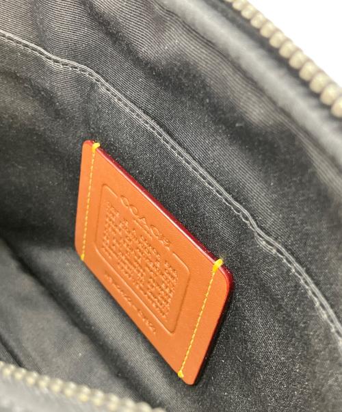 COACH（コーチ）COACH (コーチ) シグネチャー ショルダーバッグ ブラックの古着・服飾アイテム