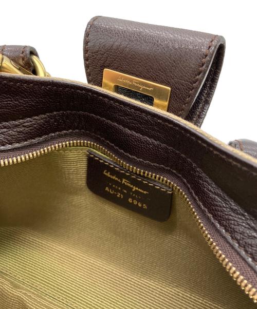 Salvatore Ferragamo（サルヴァトーレ フェラガモ）Salvatore Ferragamo (サルヴァトーレ フェラガモ) ガンチーニ ベージュの古着・服飾アイテム