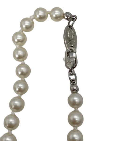 Vivienne Westwood（ヴィヴィアンウエストウッド）Vivienne Westwood (ヴィヴィアンウエストウッド) パールネックレス オーブの古着・服飾アイテム