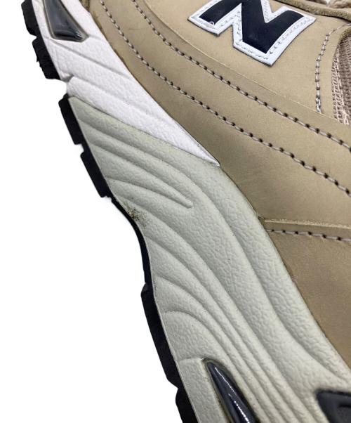 NEW BALANCE（ニューバランス）NEW BALANCE (ニューバランス) ローカットスニーカー ベージュ サイズ:US 9の古着・服飾アイテム