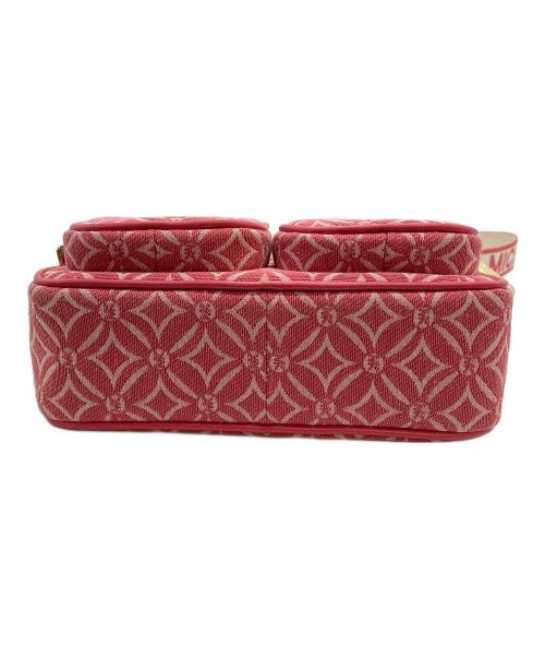 MICHAEL KORS（マイケル・コース）MICHAEL KORS (マイケル・コース) ショルダーバッグ ピンクの古着・服飾アイテム